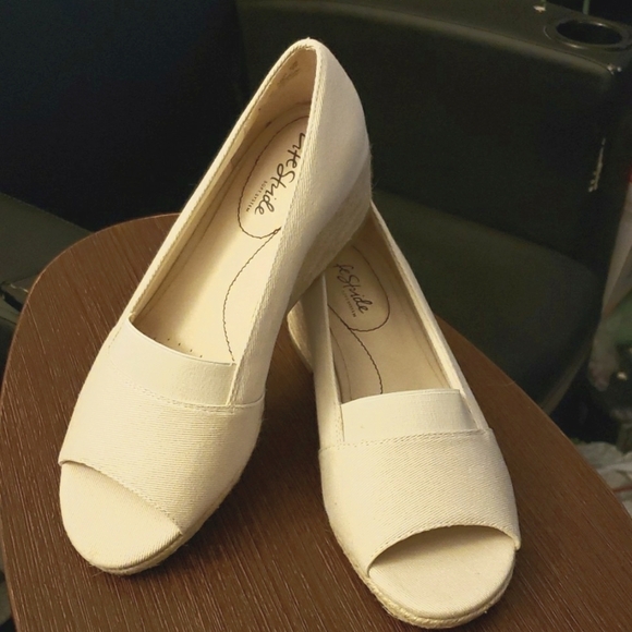 LifeStride Women's Sola Espadrille Wedge Sandal Size 8W - Picture 1 of 8